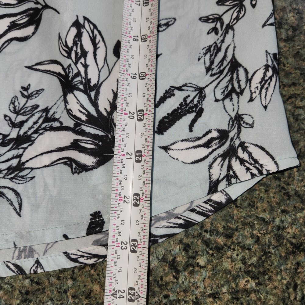 NWT Karen Hart Blue Floral Leaf 3/4 Sleeve Shirt Button Blouse Women M Polyester - Picture 10 of 11